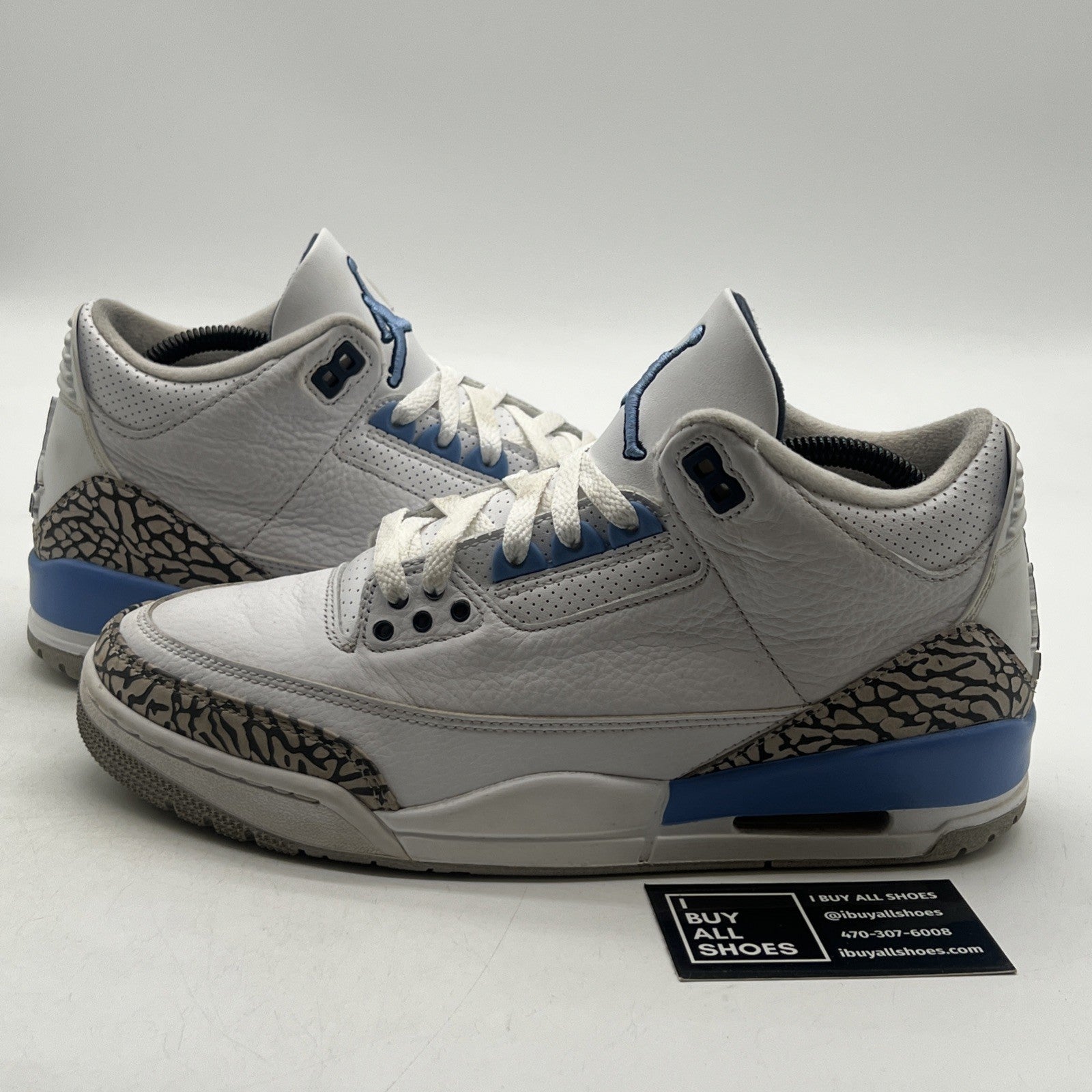 Size 9 - Air Jordan 3 Retro Mid UNC (CT8532-104)