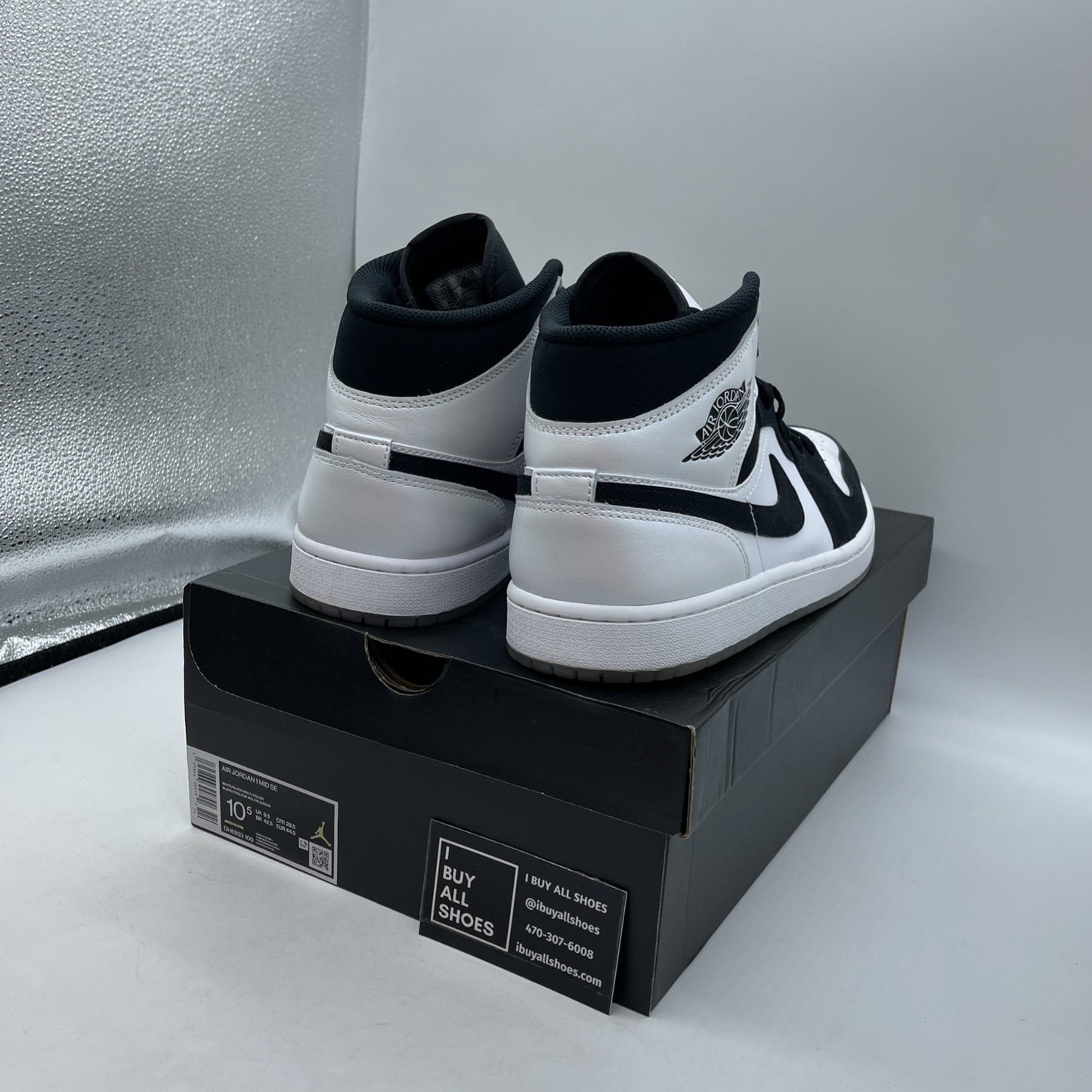Size 10.5 - Jordan 1 Mid SE Diamond Black White Leather Suede (DH6933-100)