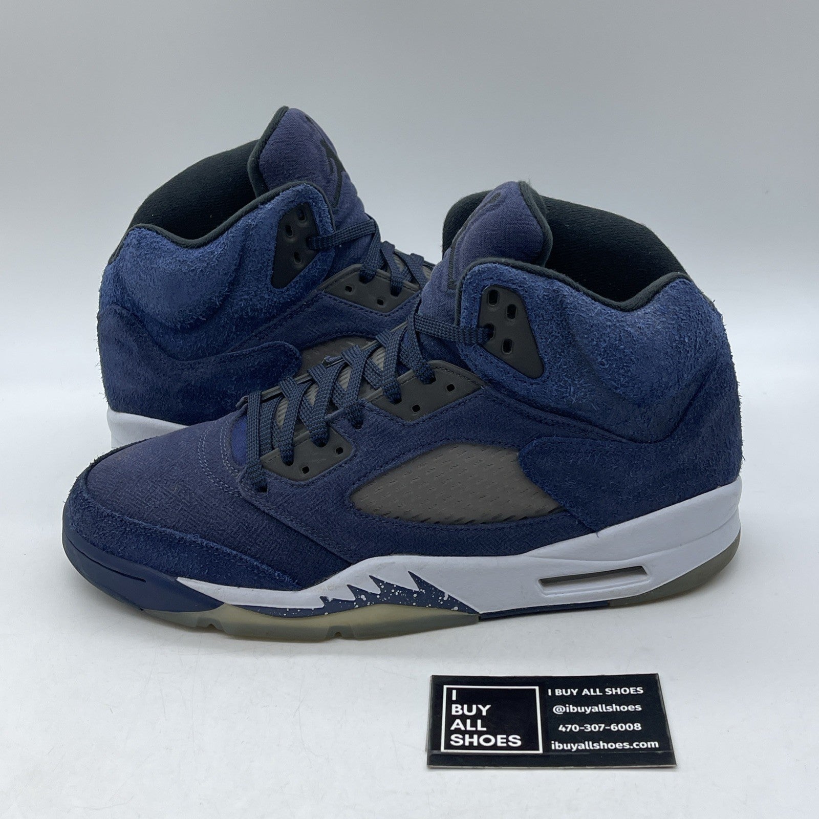 Size 10.5 - Air Jordan 5 Retro SE Midnight Navy Suede (FD6812-400)