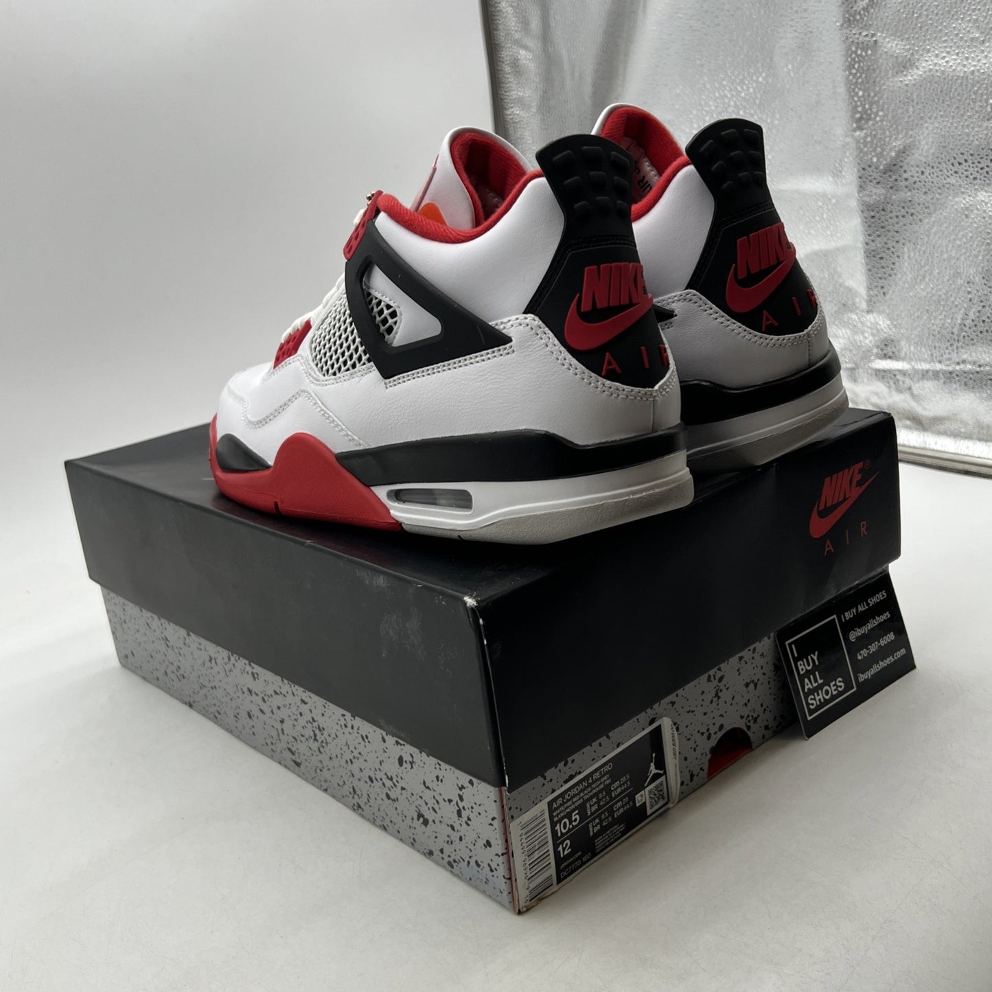 Size 10.5 - Air Jordan 4 Retro OG Mid Fire Red (DC7770-160)