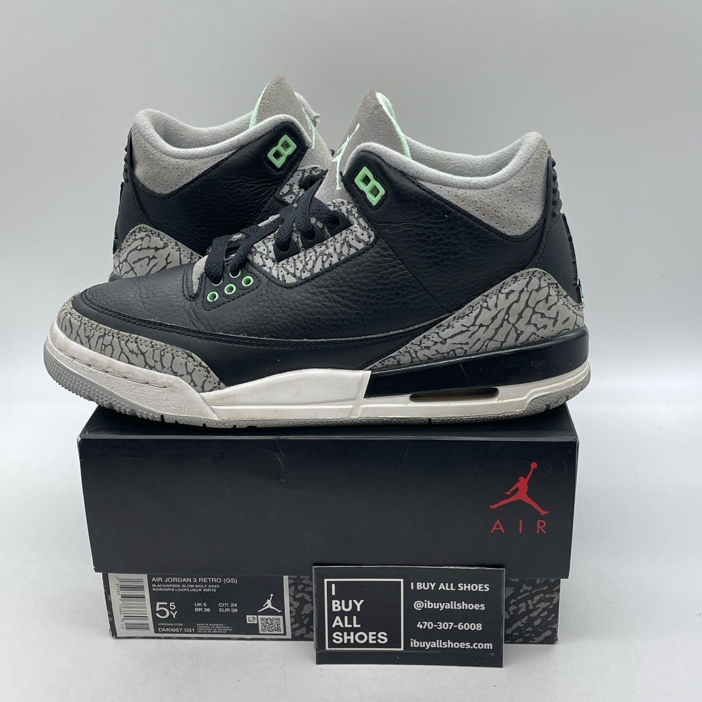 Size 5.5Y - Air Jordan 3 Retro Green Glow (DM0967-031)