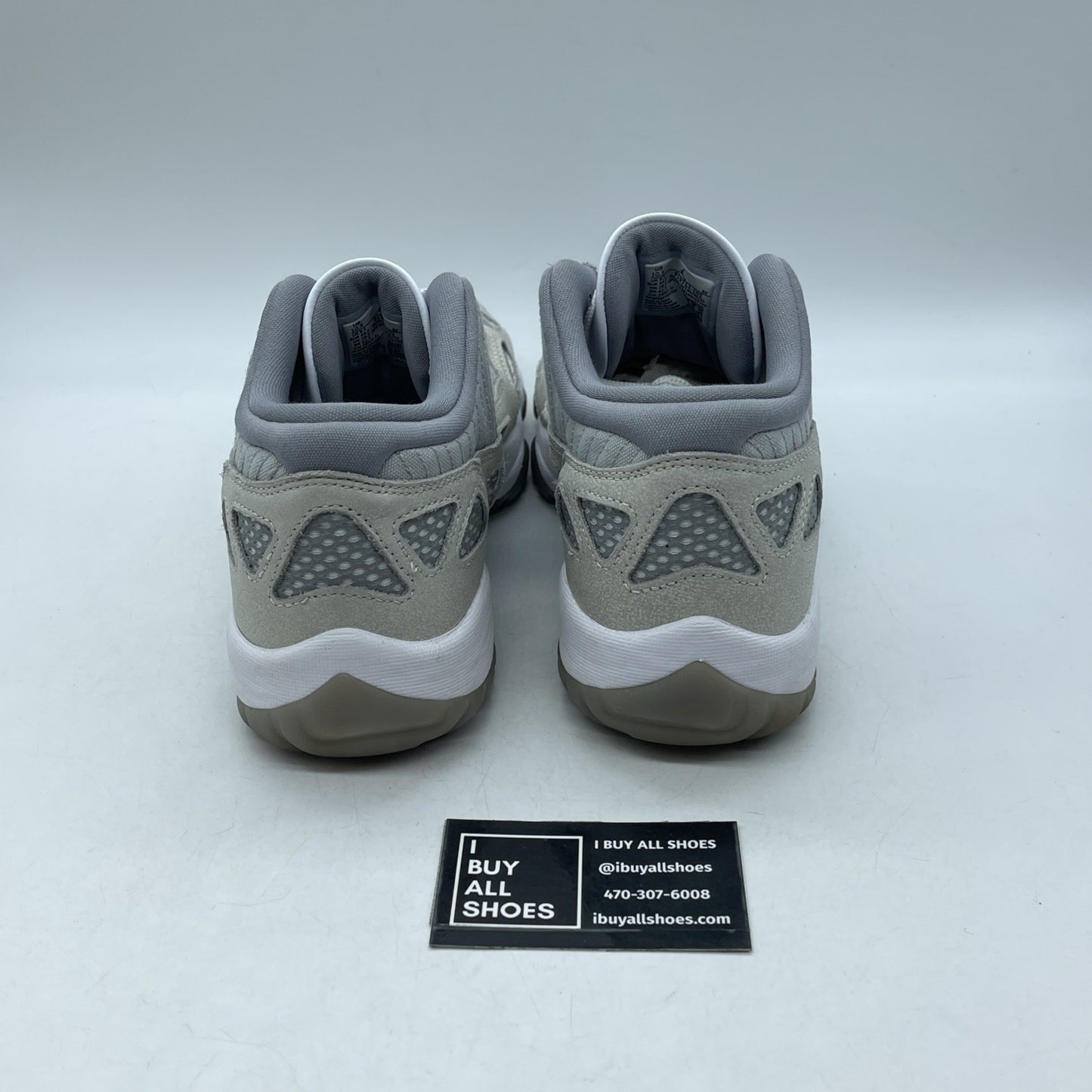 Size 10.5 - Air Jordan 11 Retro IE Low Light Orewood Brown (919712-102)