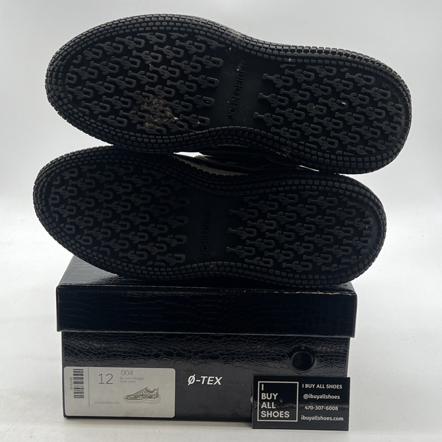 Size 12 - John Geiger 004 Beige Camo FRIENDS FAMILY