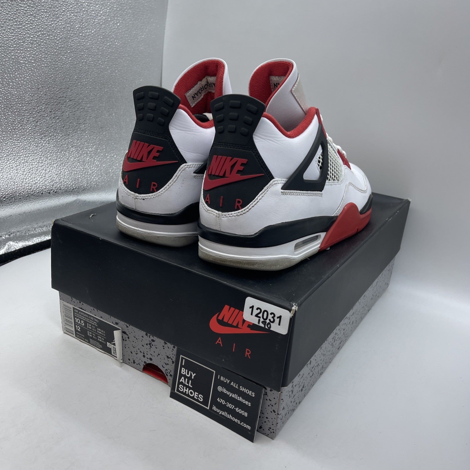 Size 10.5 - Air Jordan 4 Retro OG Mid Fire Red (DC7770-160)