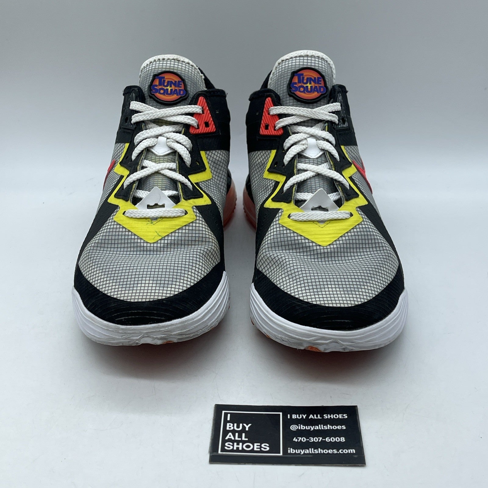 Size 12 - Nike Space Jam x LeBron 18 Low Sylvester x Tweety (CV7562-103)