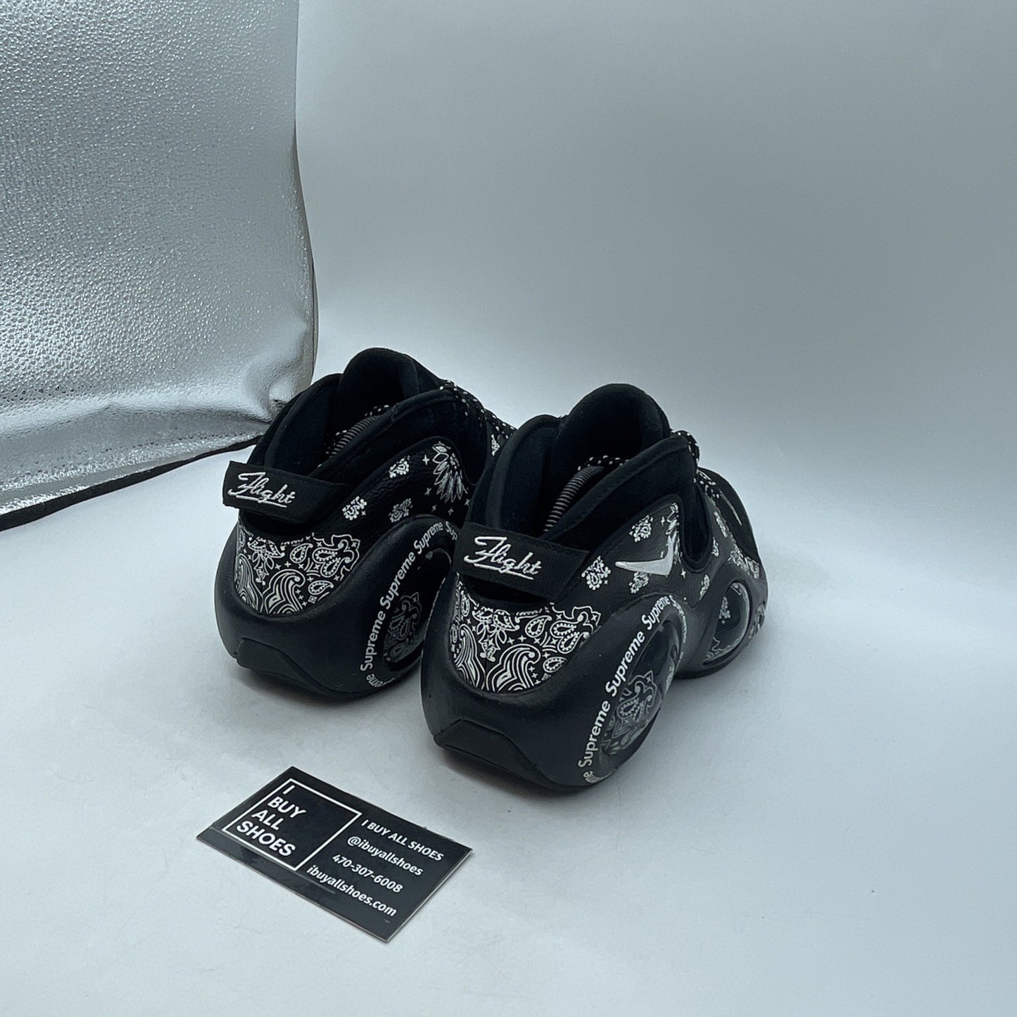 Size 9.5 - Nike Supreme x Air Zoom Flight 95 SP Black (DJ8604-001)