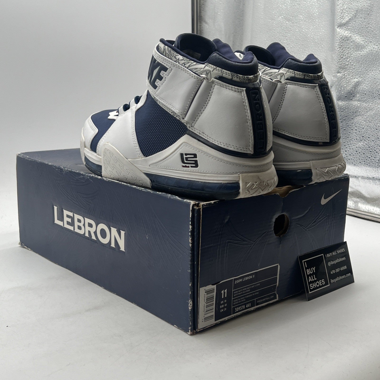 Size 11 - Nike Zoom LeBron 2 2004 USA (309378-441)