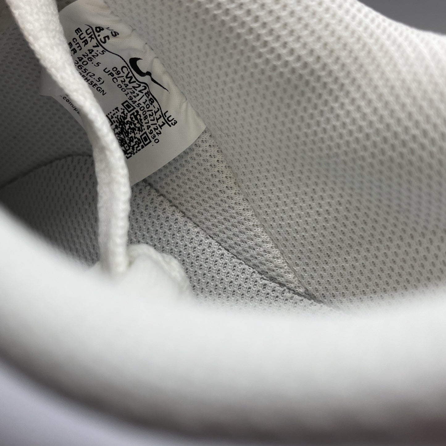 Size 8.5 - Nike Air Force 1 '07 Low Triple White (CW2288-111)