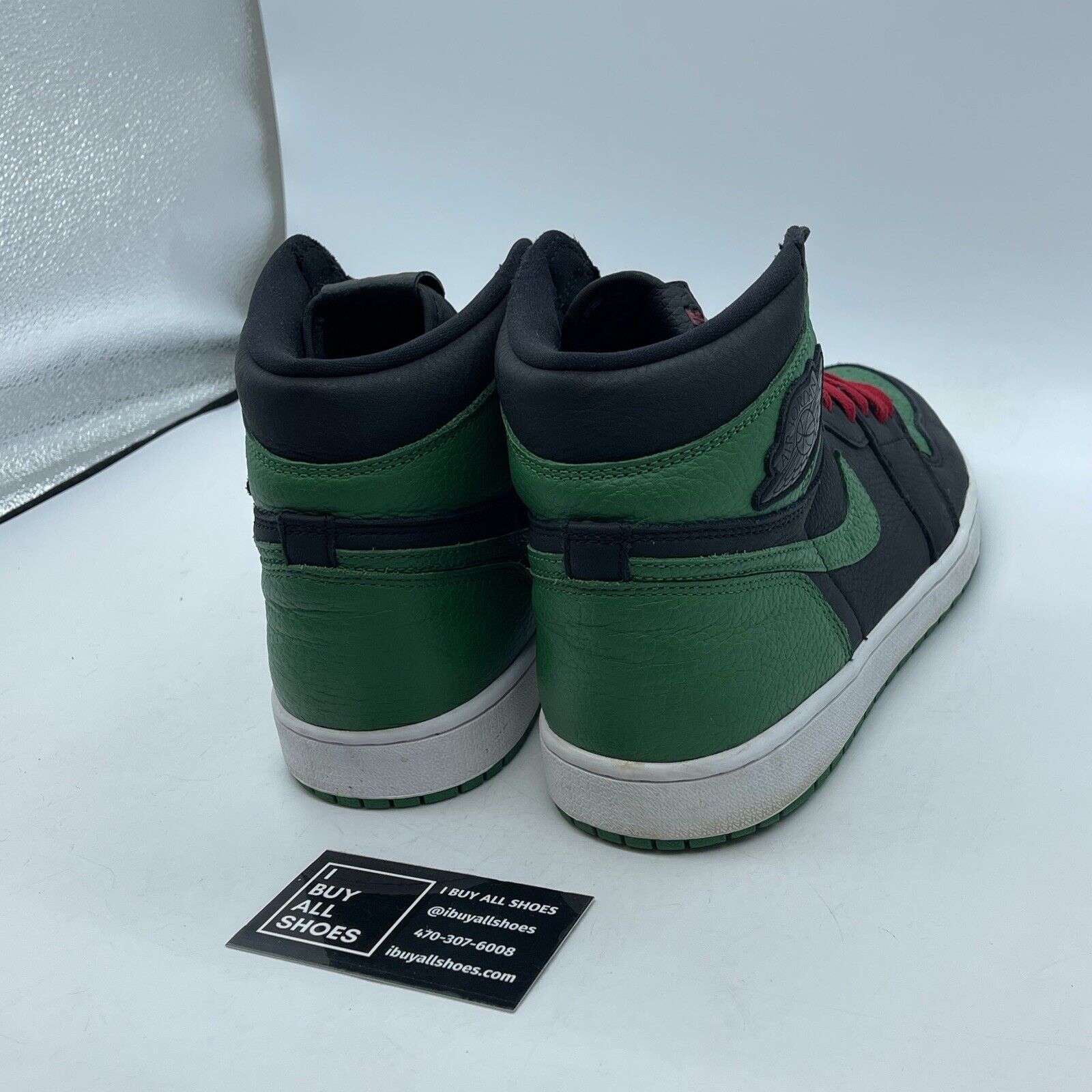 Size 11 - Jordan 1 Retro OG High Pine Green 2.0 Black Leather (555088-030)