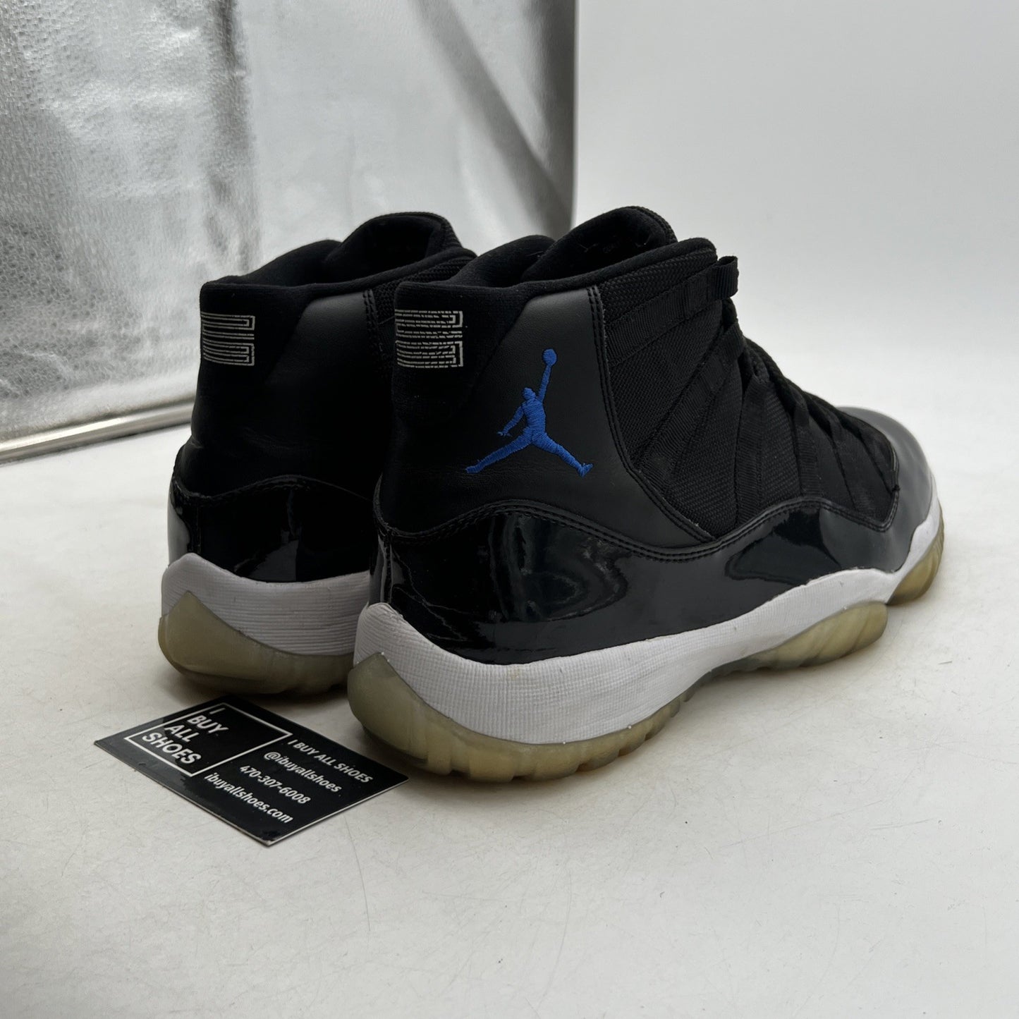 Size 9.5 - Air Jordan 11 Retro 2009 Space Jam (378037-041)