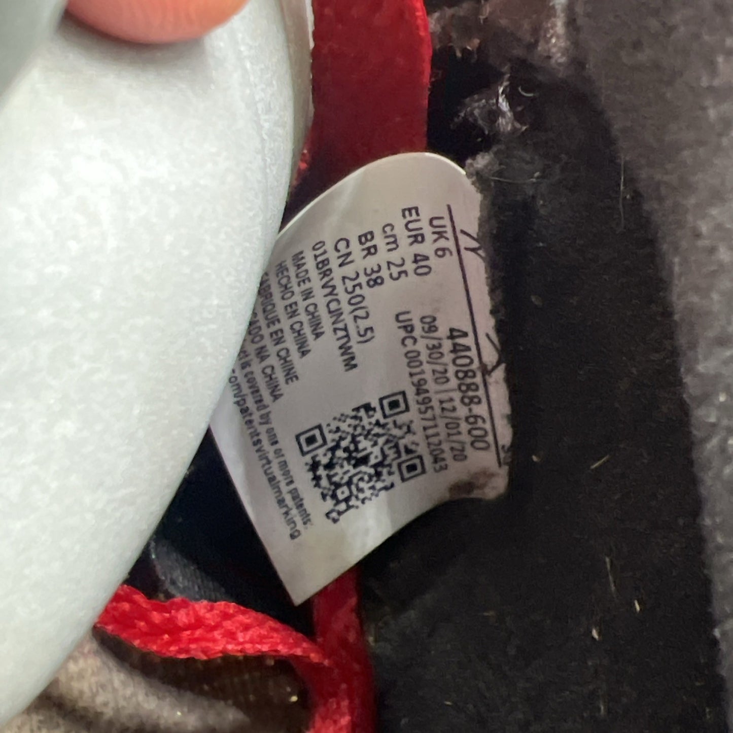 Size 7Y - Air Jordan 5 Retro Mid Raging Bull (440888-600)