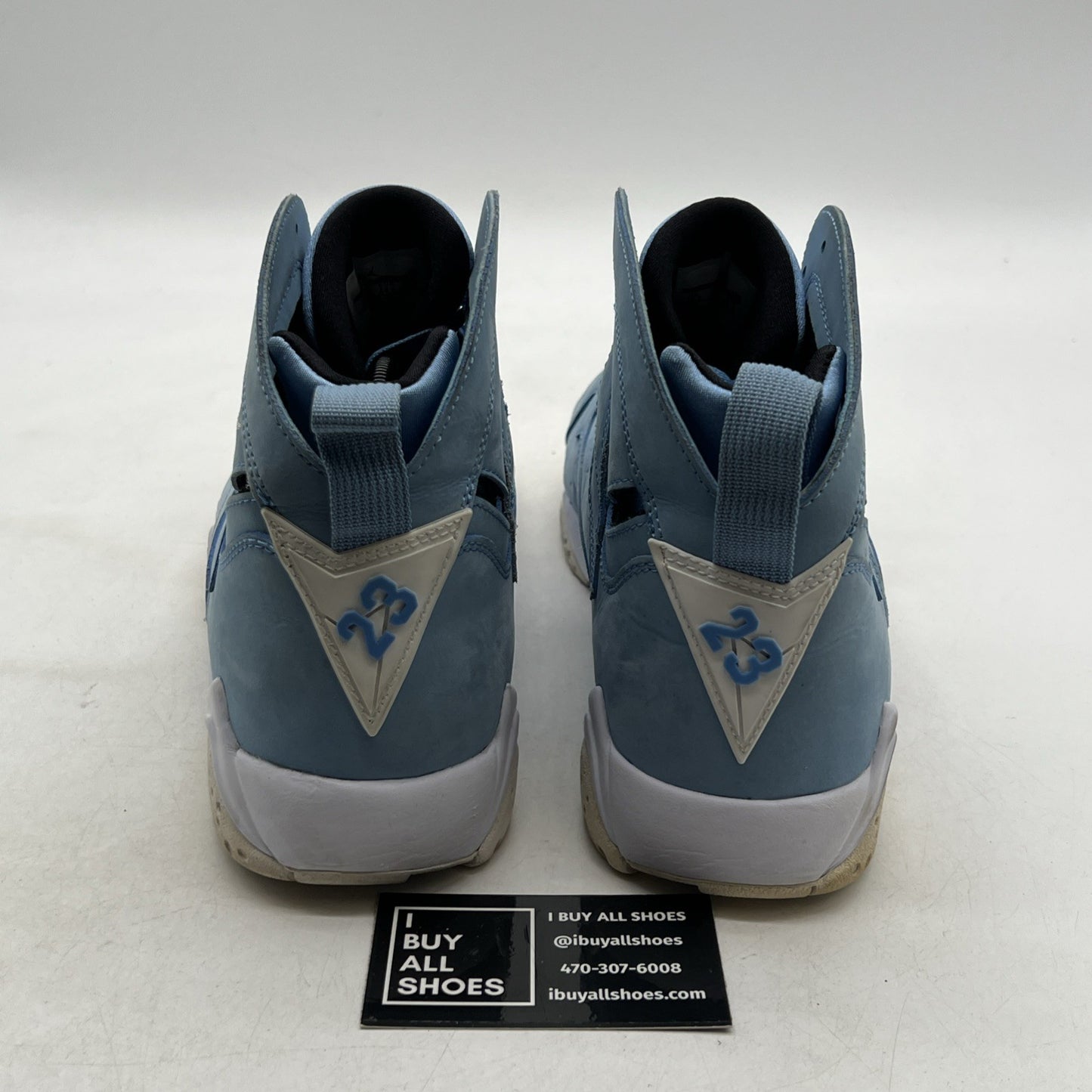 Size 10.5 - Air Jordan 7 Retro Pantone (304775-400)
