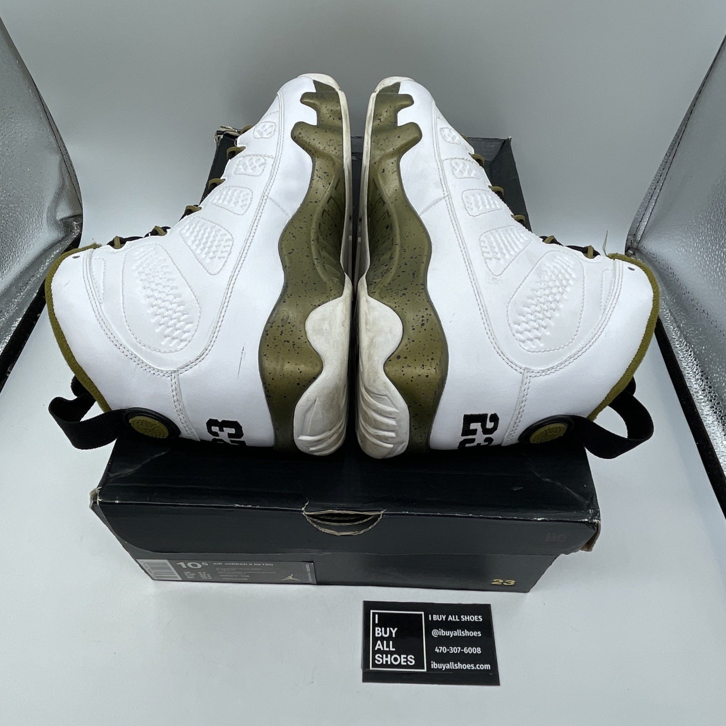 Size 10.5 - Air Jordan 9 Retro Statue (302370-109)