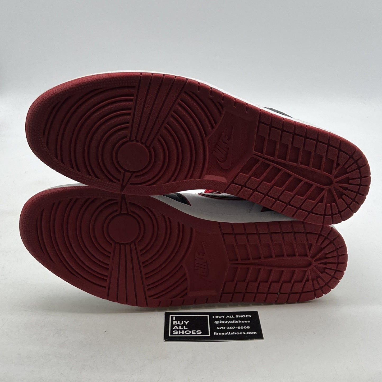 Size 12 - Air Jordan 1 Retro High OG Bloodline 2019 (555088-062)