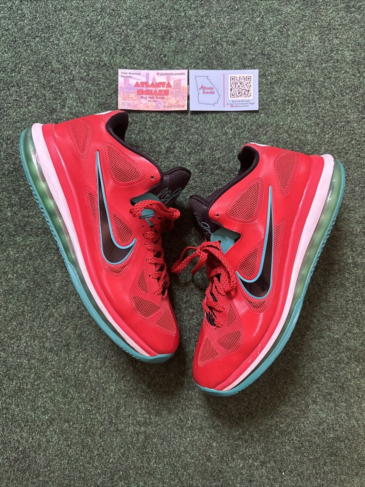 Size 11.5 - Nike LeBron 9 Low Liverpool 2012