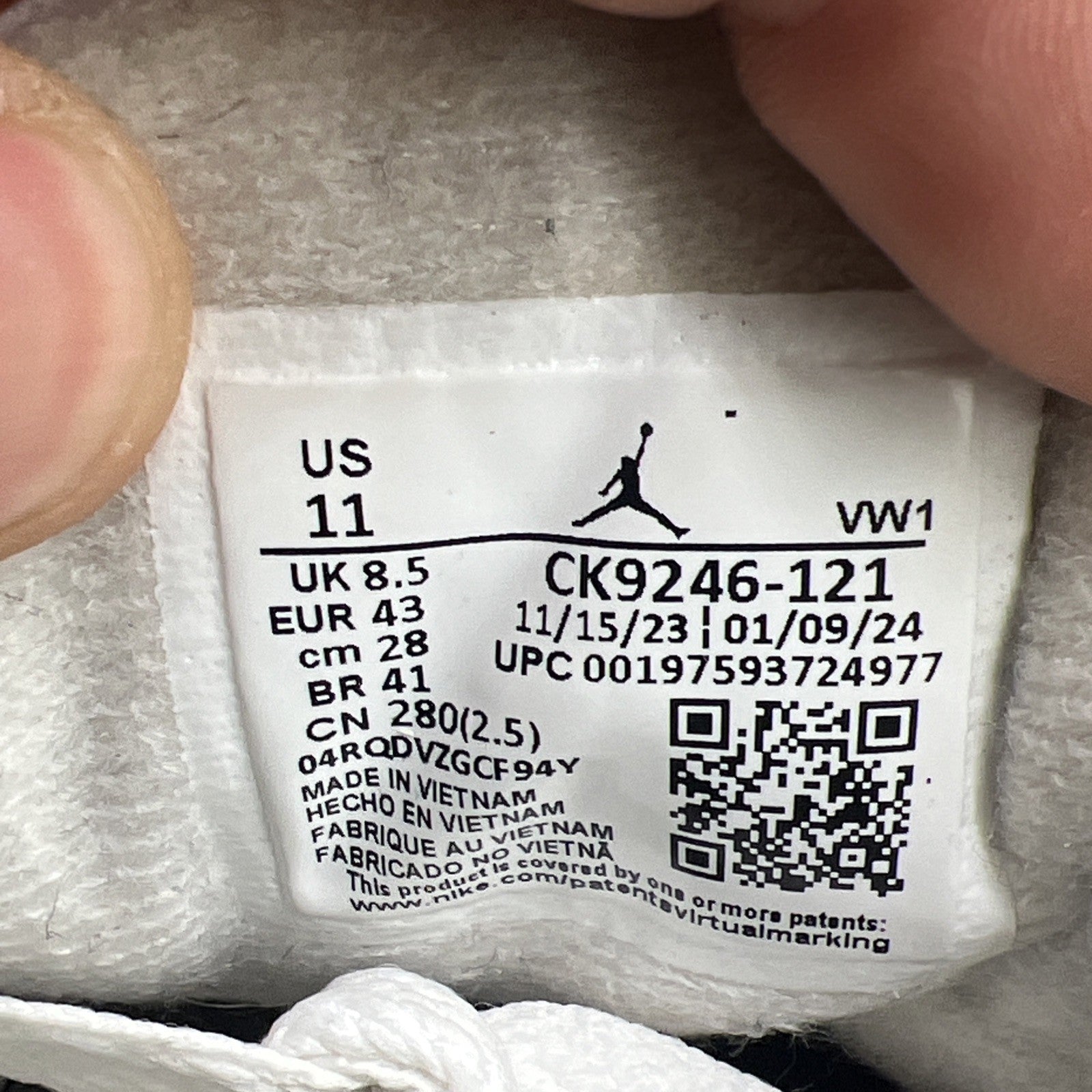Size 11W - Air Jordan 3 Retro Georgia Peach W (CK9246-121)