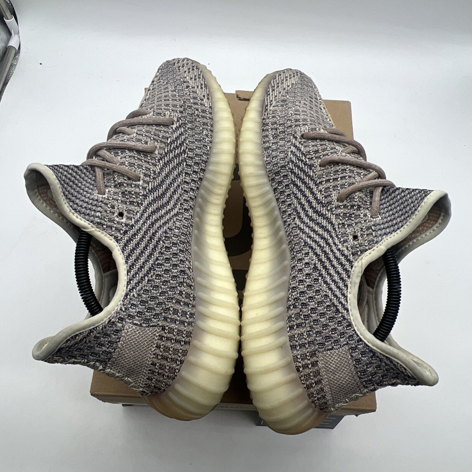 Size 10.5 - adidas Yeezy Boost 350 V2 Ash Pearl (GY7658)