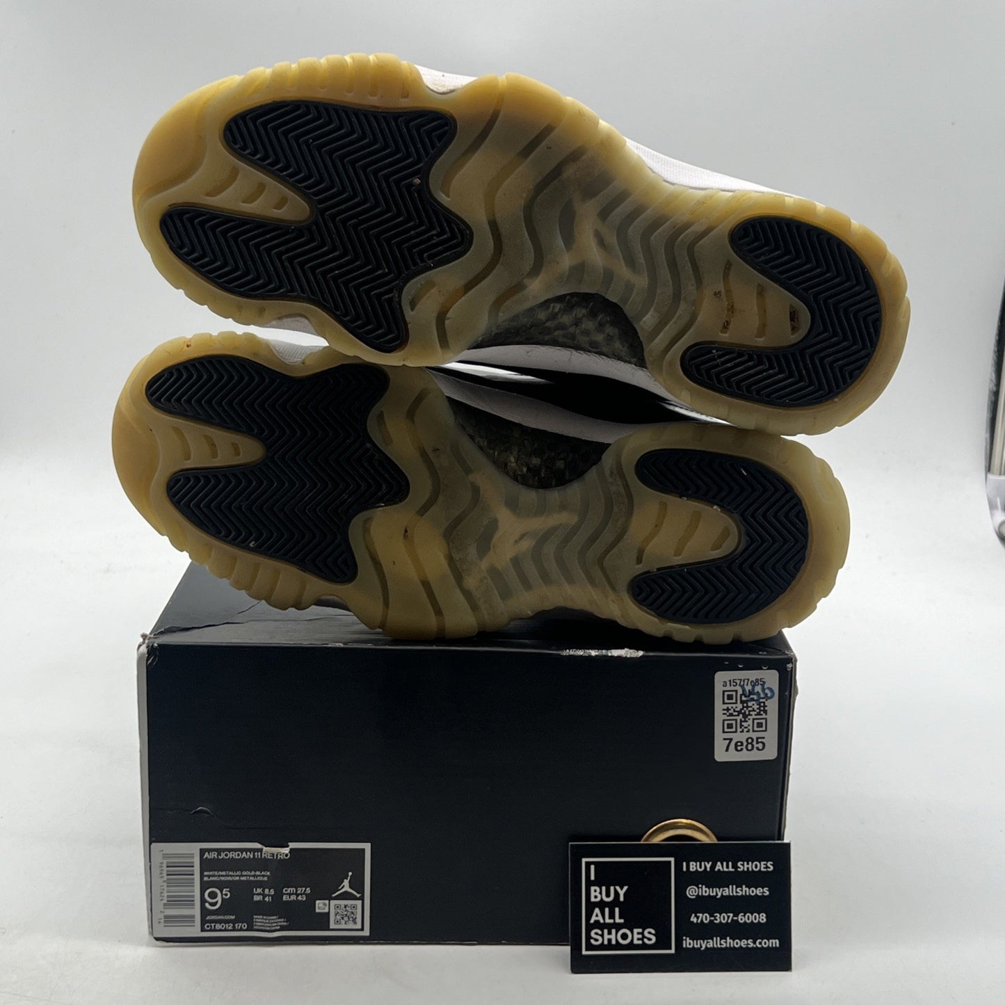 Size 9.5 - Air Jordan 11 Retro Mid Gratitude / Defining Moments (CT8012-170)