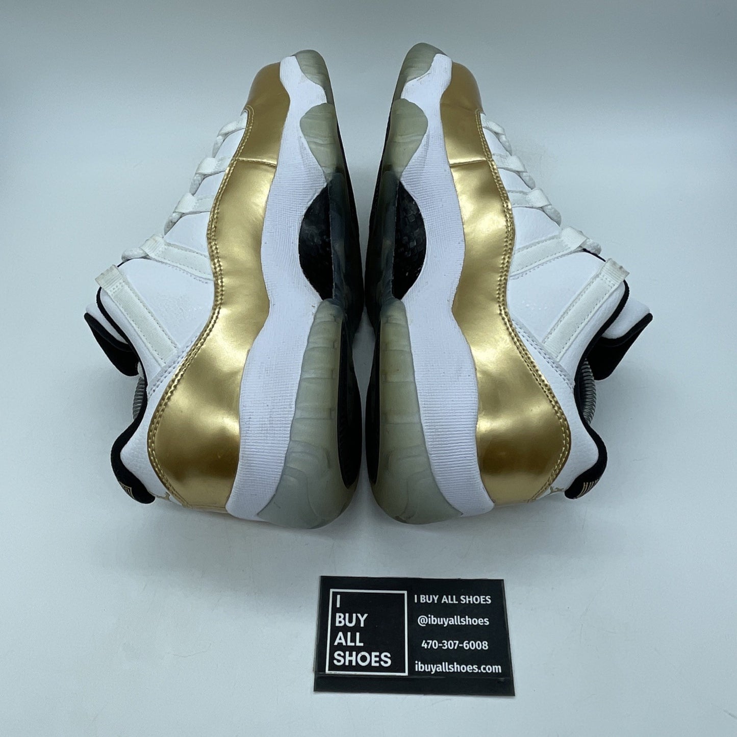 Size 9.5 - Air Jordan 11 Retro Low Closing Ceremony Gold White (528895-103)