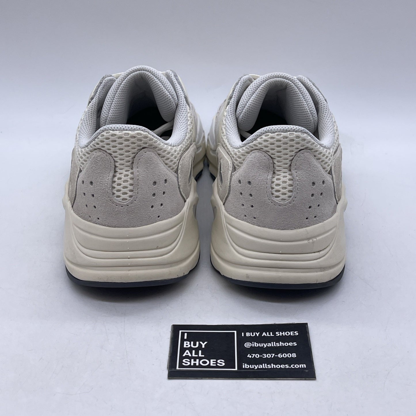 Size 9.5 - adidas Yeezy Boost 700 Low Analog (EG7596)