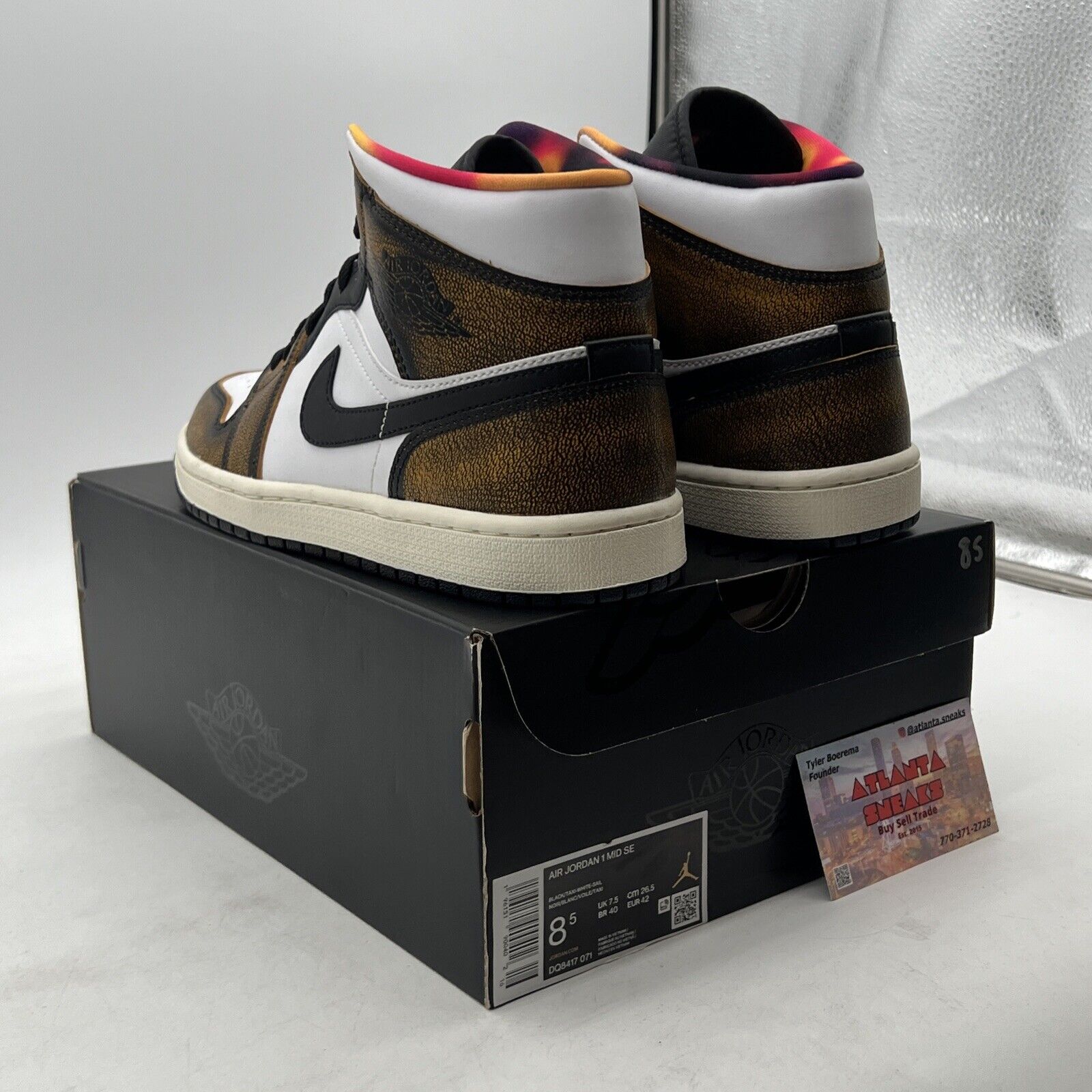 Size 8.5 - Air Jordan 1 SE Mid Wear-Away - Taxi (DQ8417-071)