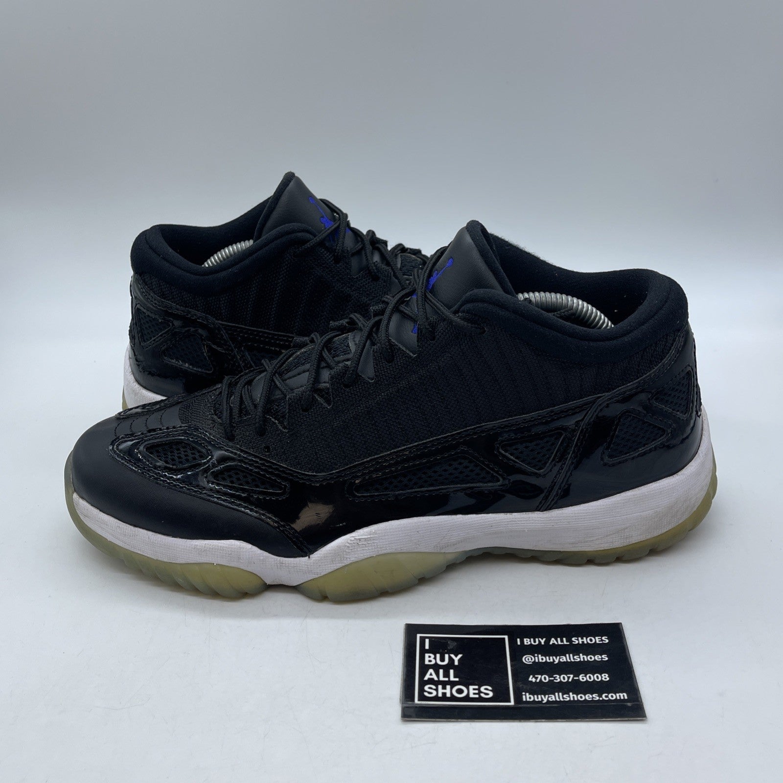 Size 10.5 - Air Jordan 11 Retro IE Low Space Jam Suede leather (919712-041)