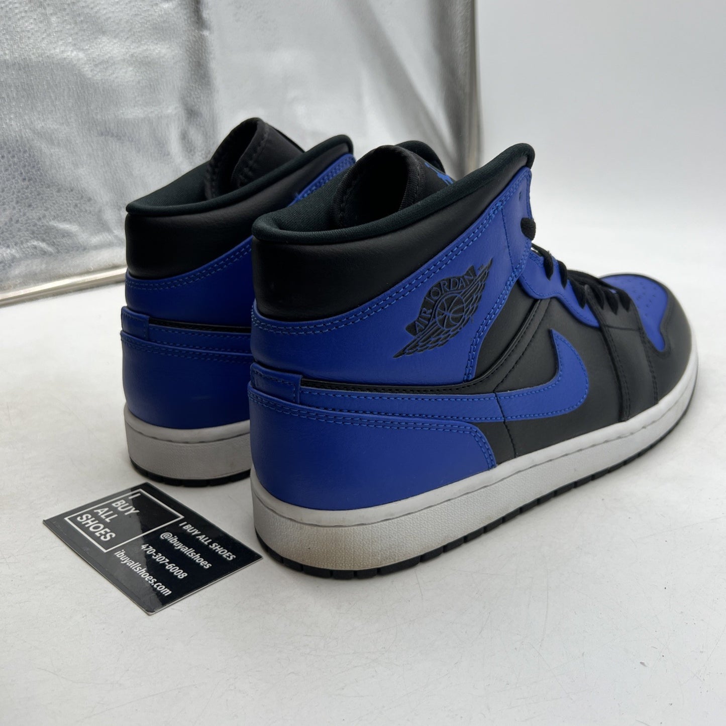 Size 11 - Air Jordan 1 Mid Hyper Royal 2021 (554724-077)