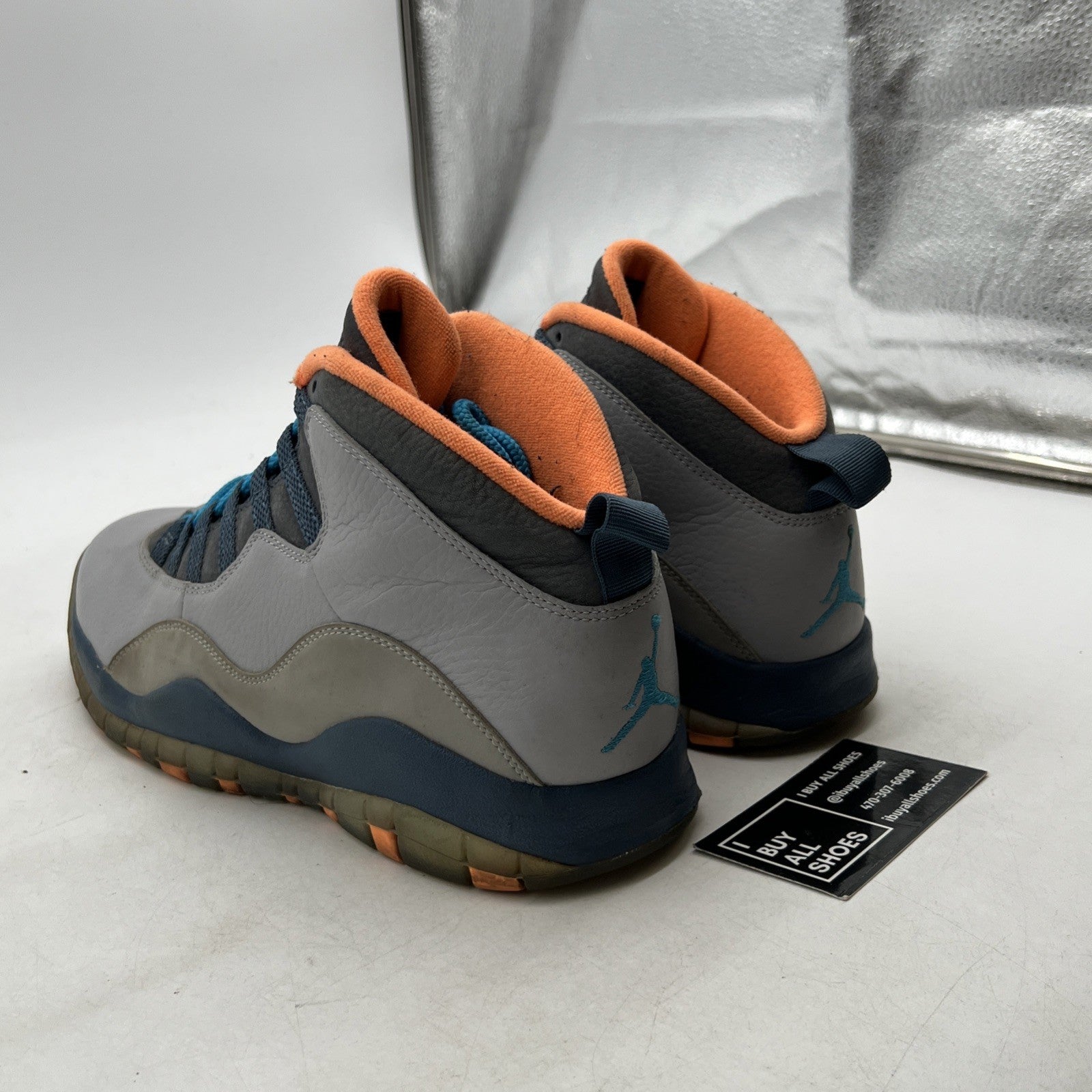Size 10.5 - Air Jordan 10 Retro Bobcats (310805-026)