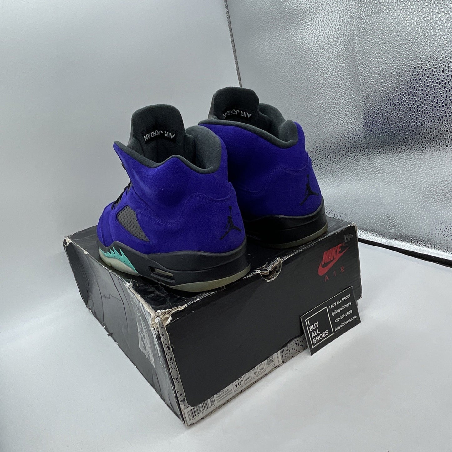 Size 10.5 - Jordan 5 Retro Alternate Grape Black Suede (136027-500)