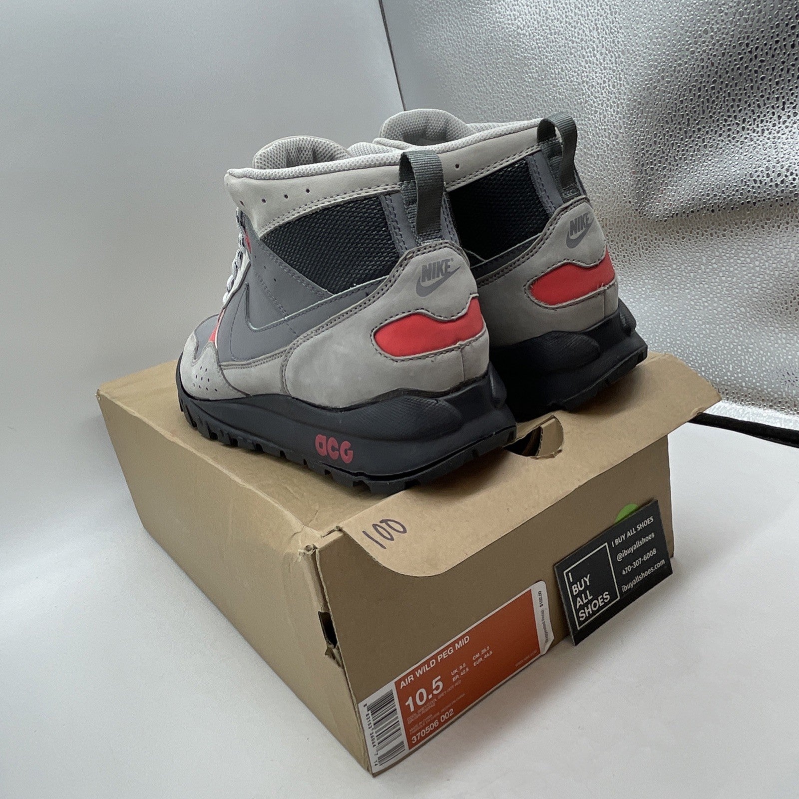 Size 10.5 - NIKE ACG Lo WILD PEG MID (370506-002