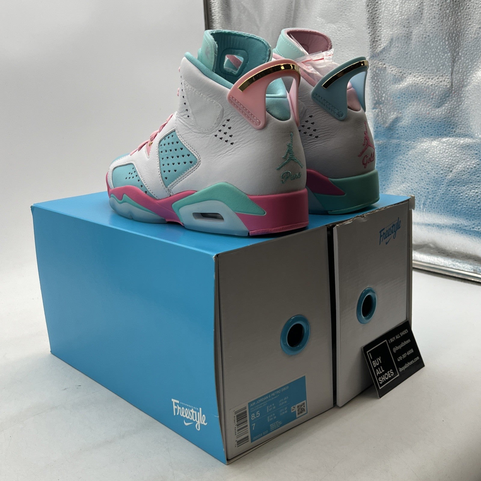 Size 8.5 - Air Jordan 6 Retro Doernbecher 2025 W (IB6059-920)
