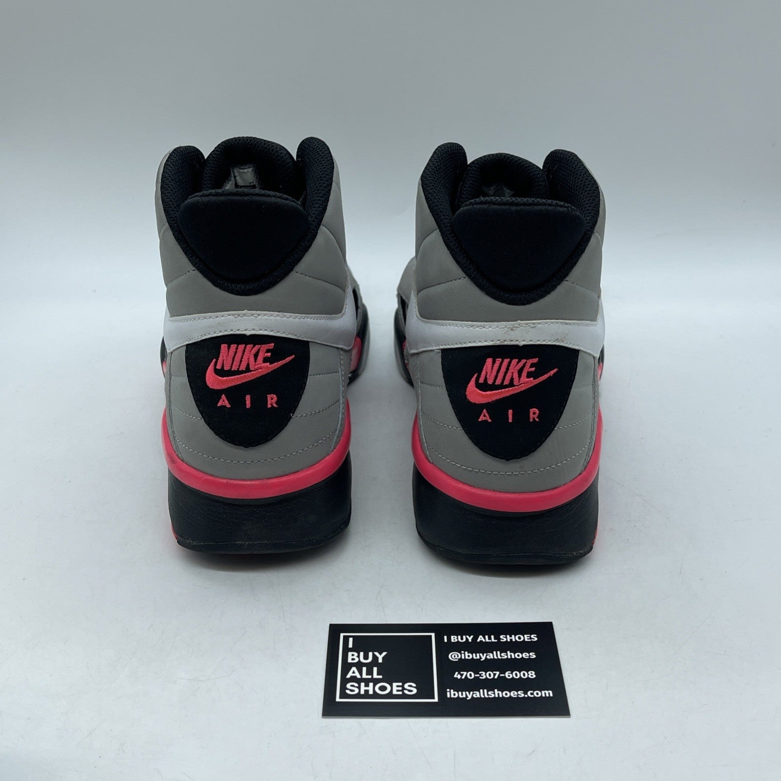 Size 9.5 - Nike Air Maestro Flight Gray White Suede Leather (472499-060)