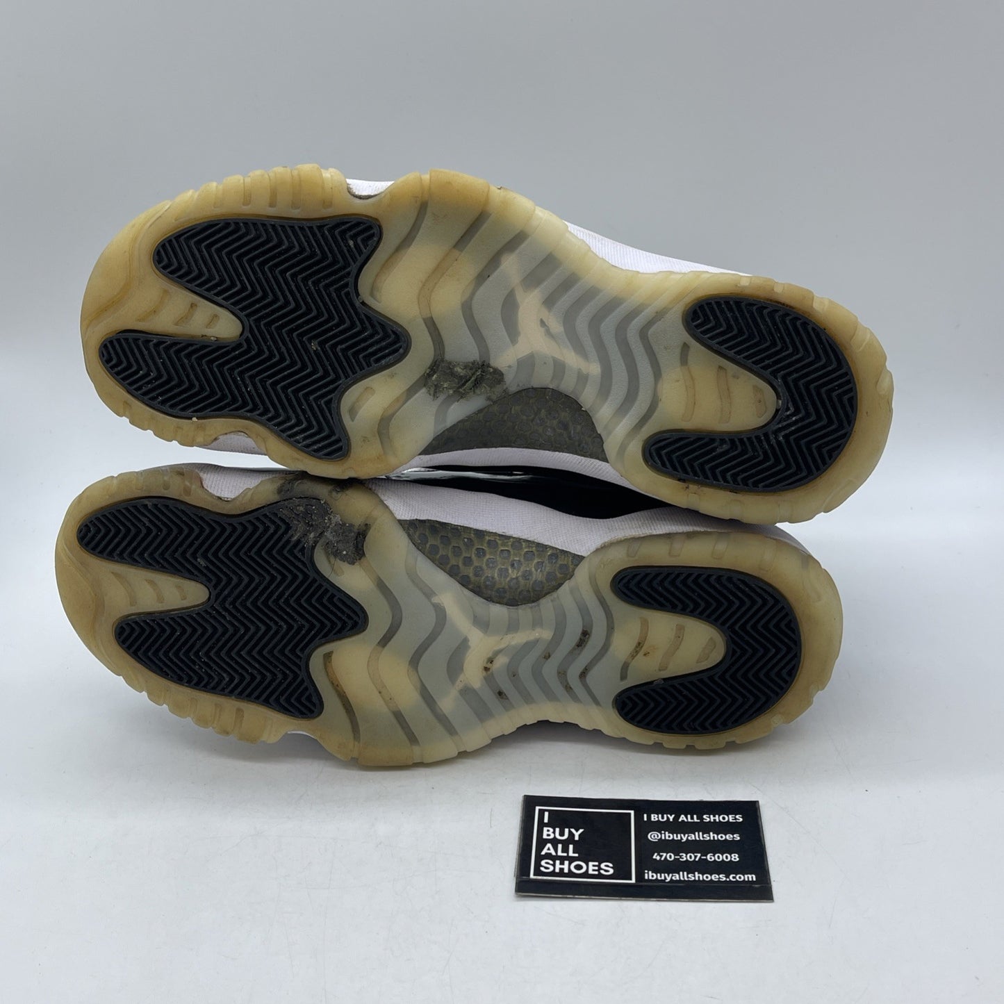 Size 11.5 - Air Jordan 11 Retro Mid Gratitude / Defining Moments (CT8012-170)
