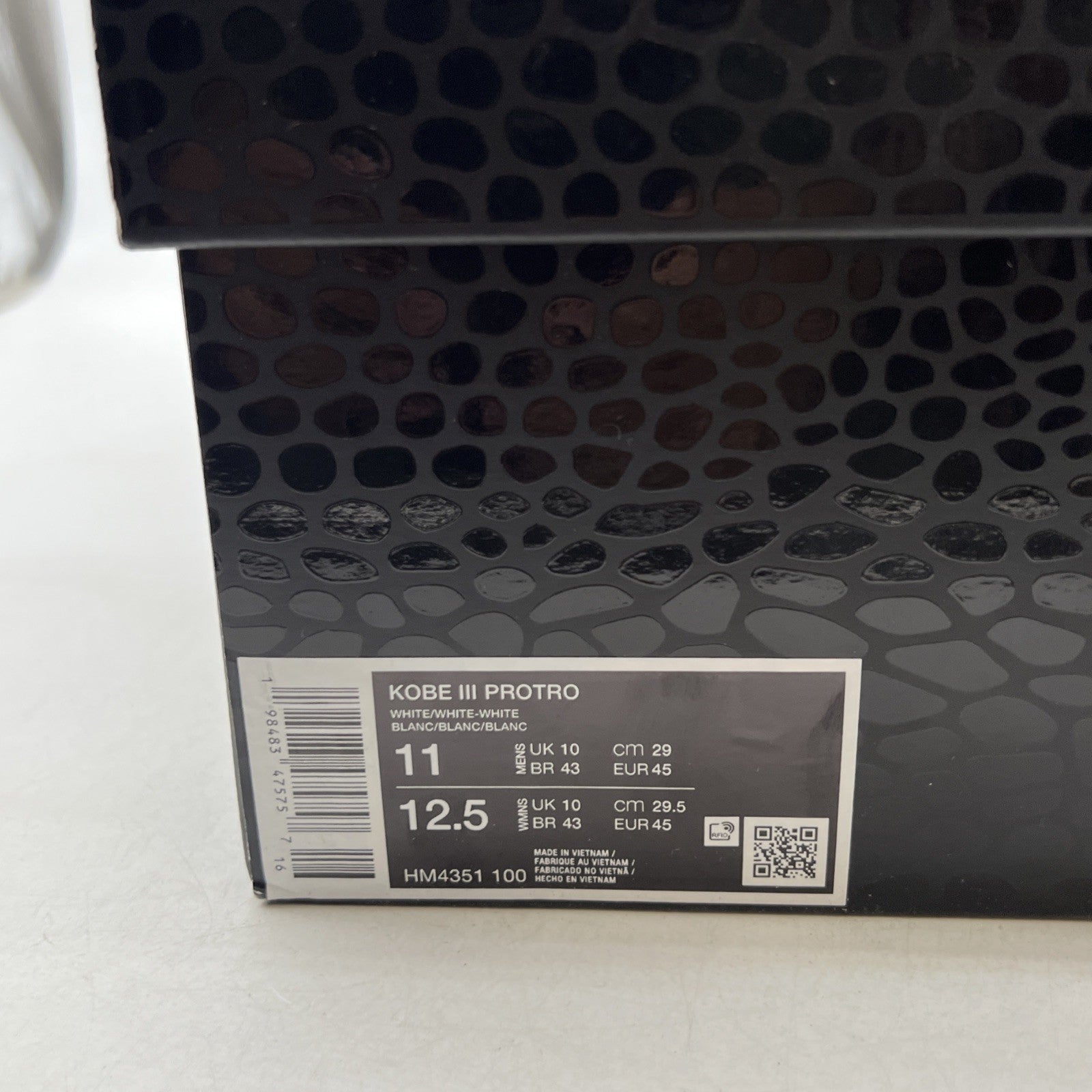 Size 11 - Nike Zoom Kobe 3 Protro Halo Basketball (HM4351-100)