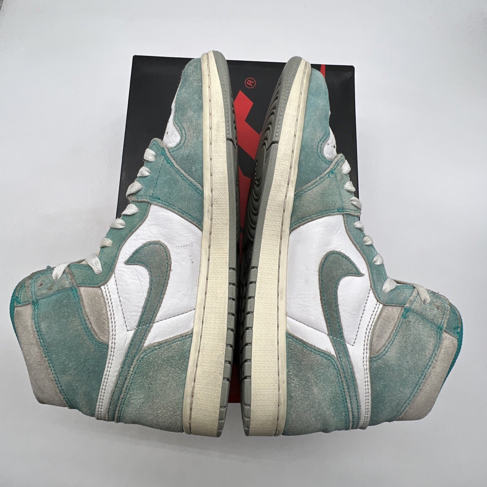 Size 10.5 - Air Jordan 1 Retro OG High Turbo Green (555088-311)