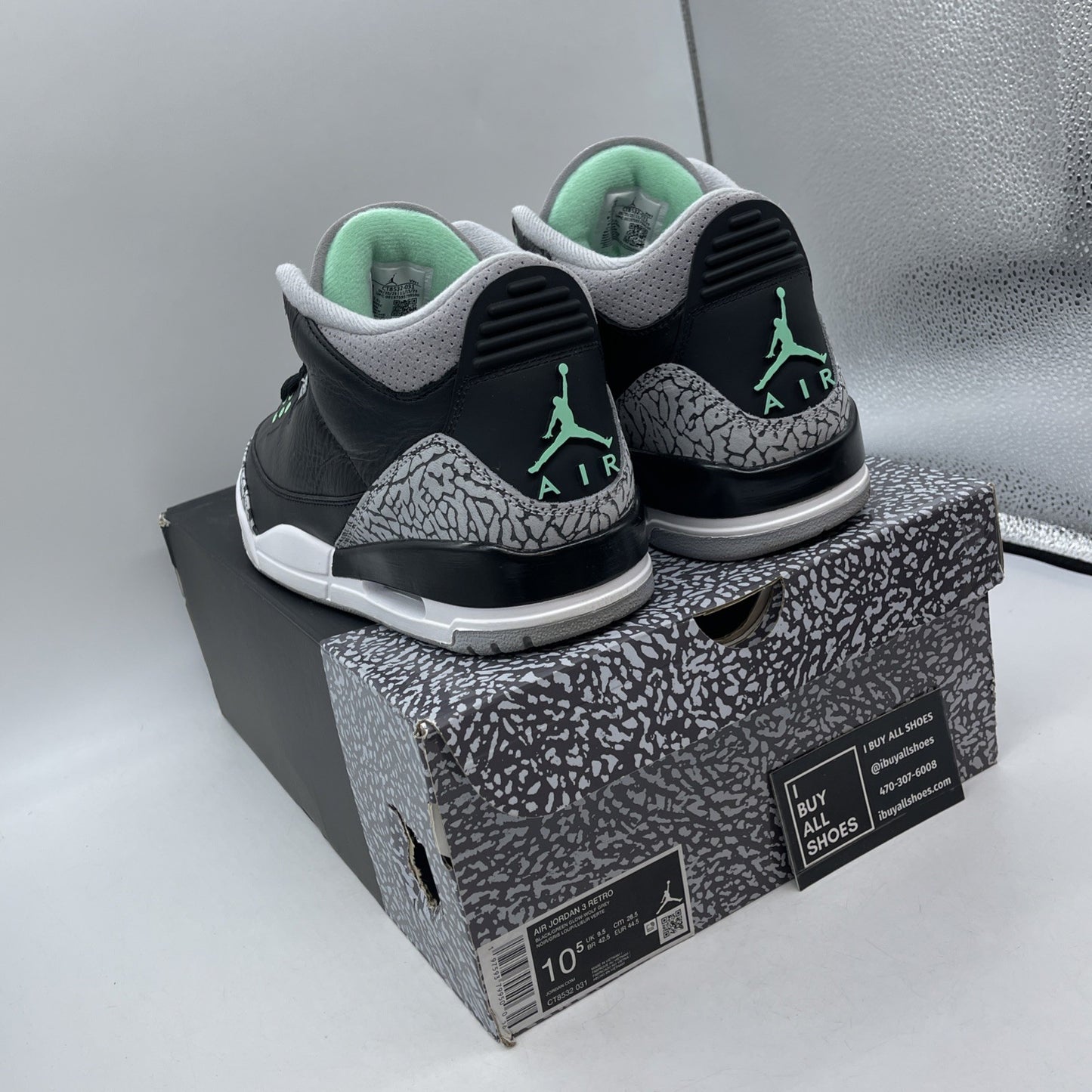 Size 10.5 - Air Jordan 3 Retro Green Glow Black Suede Leather (CT8532-031)