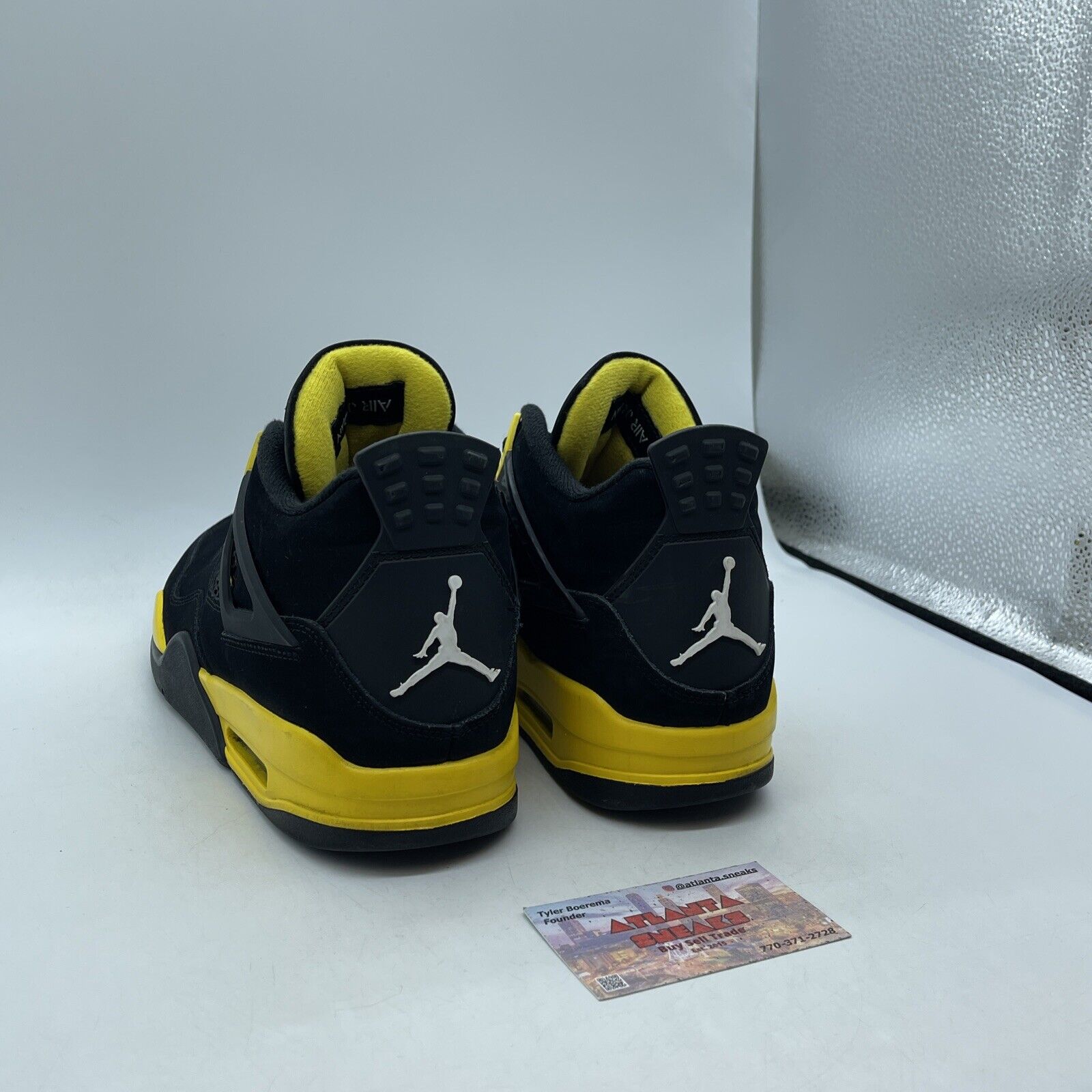 Size 9 - Jordan 4 Retro Mid Thunder Yellow White Leather Black Suede (DH6927-017