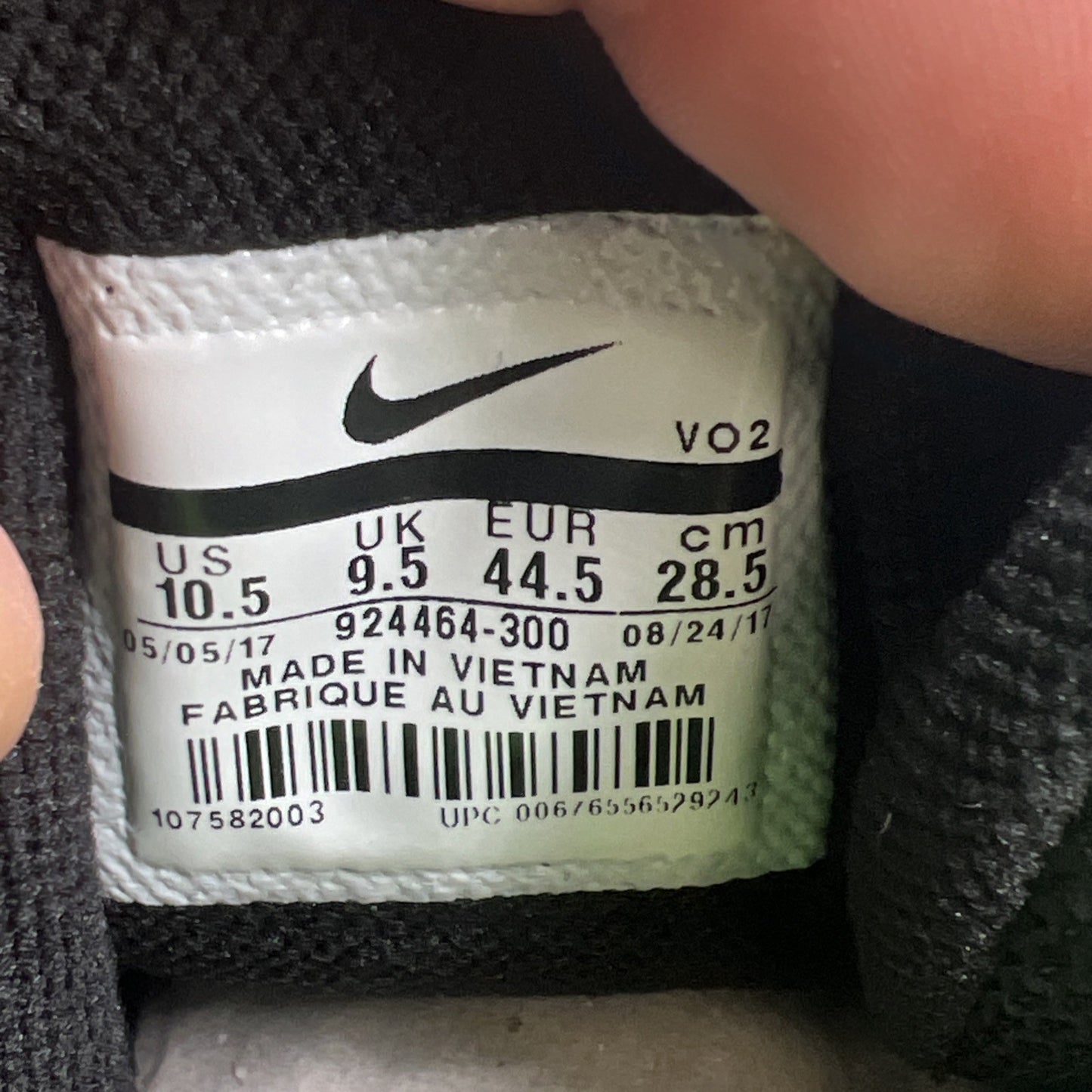 Size 10.5 - Nike Supreme x Air Humara 17 Green (924464-300)