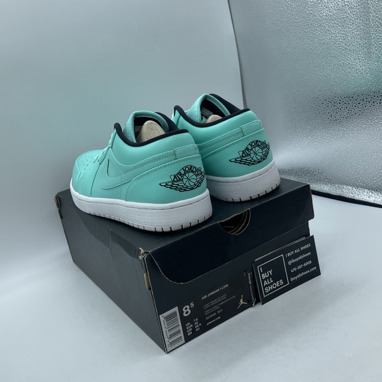 Size 8.5 - Air Jordan 1 Low Hyper Turquoise (553558-304)