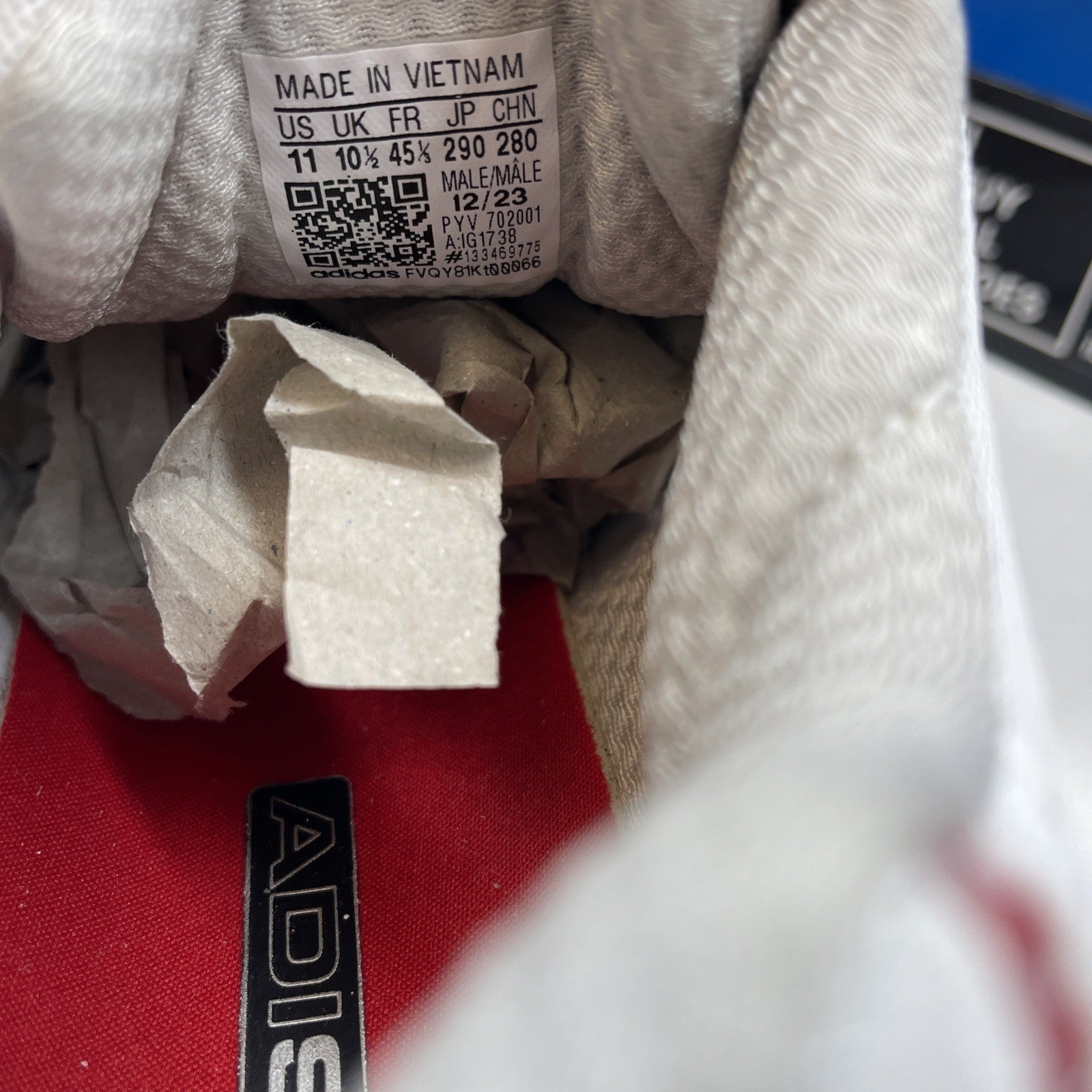 Size 11 - adidas Adistar Cushion 3 White Better Scarlet (IG1738)