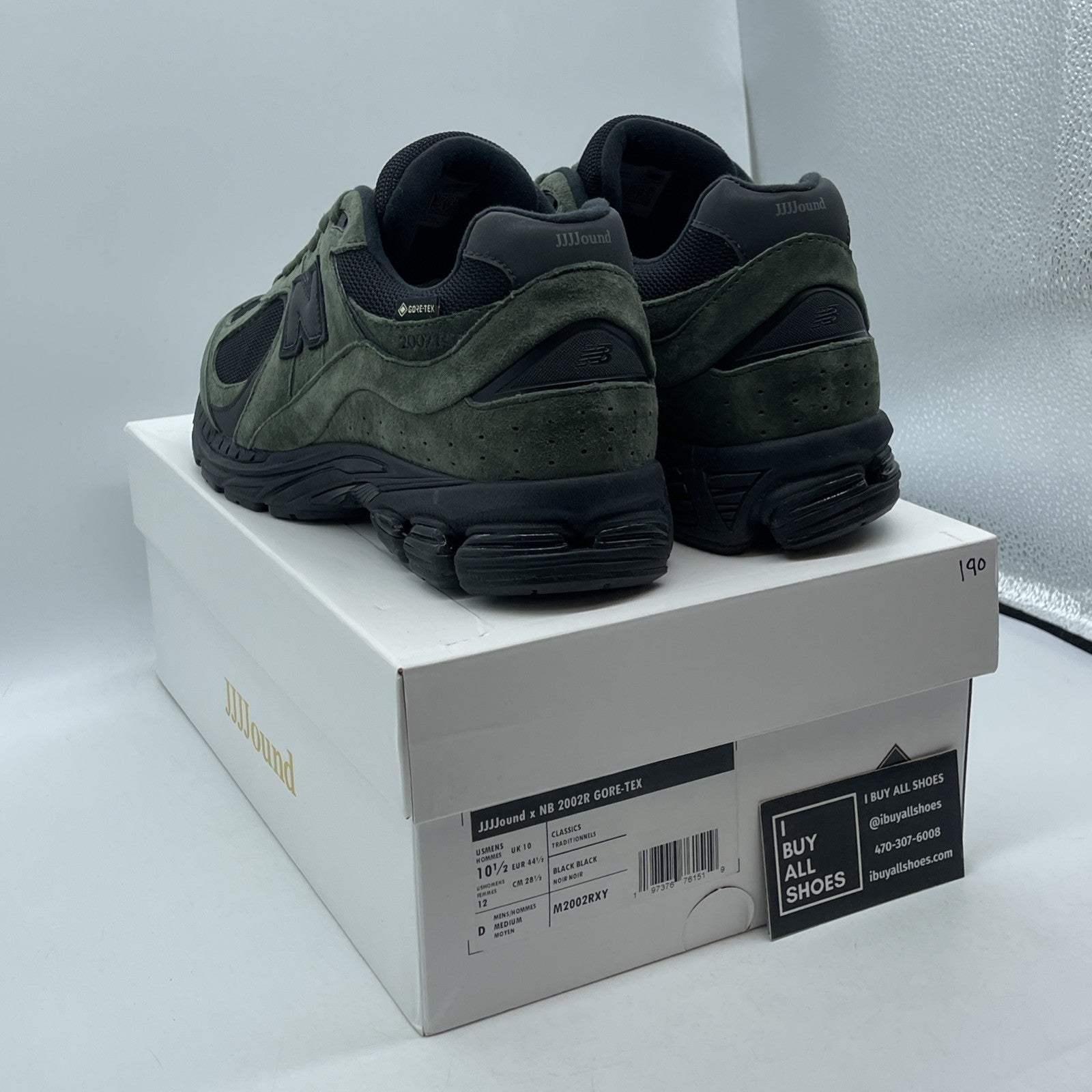 Size 10.5 - New Balance JJJJound x 2002R GORE-TEX Pine Green Black (M2002RXY)