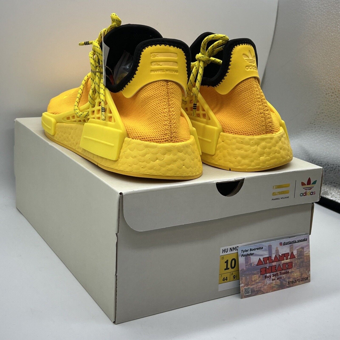 Adidas Originals Men's Pharrell Human Race Yellow Sneakers Size 10 us GY0091 New