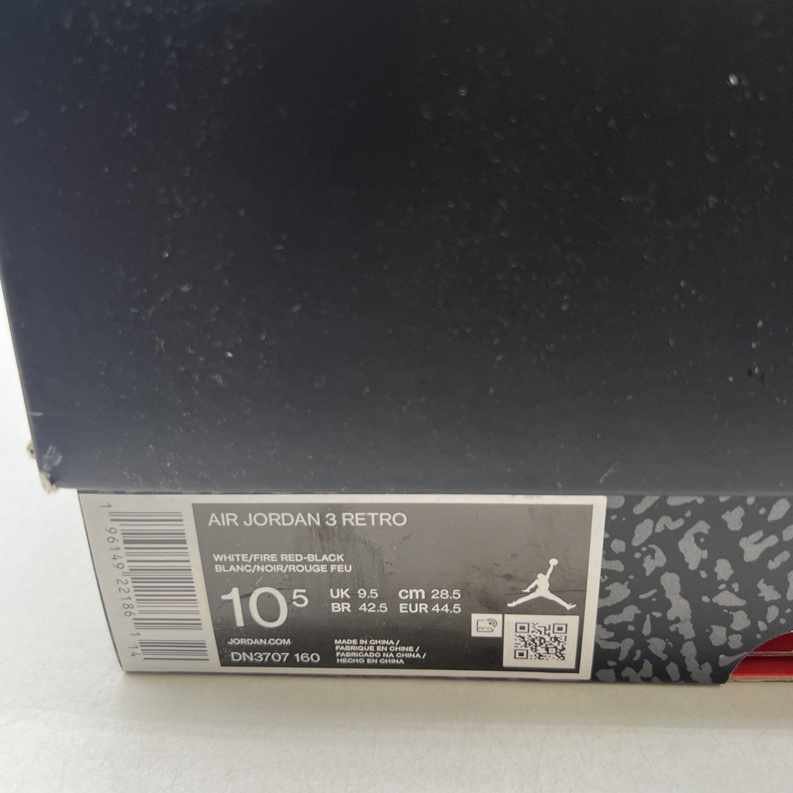 Size 10.5 - Air Jordan 3 Retro Mid Fire Red (DN3707-160)