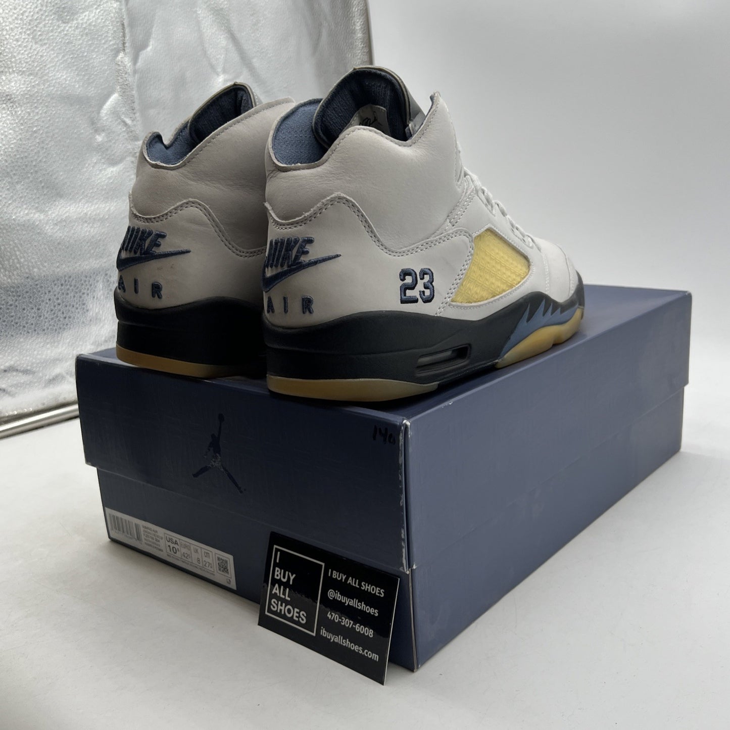 Size 10.5 - A Ma Maniére x Air Jordan 5 Retro Dawn W (FZ5758-004)