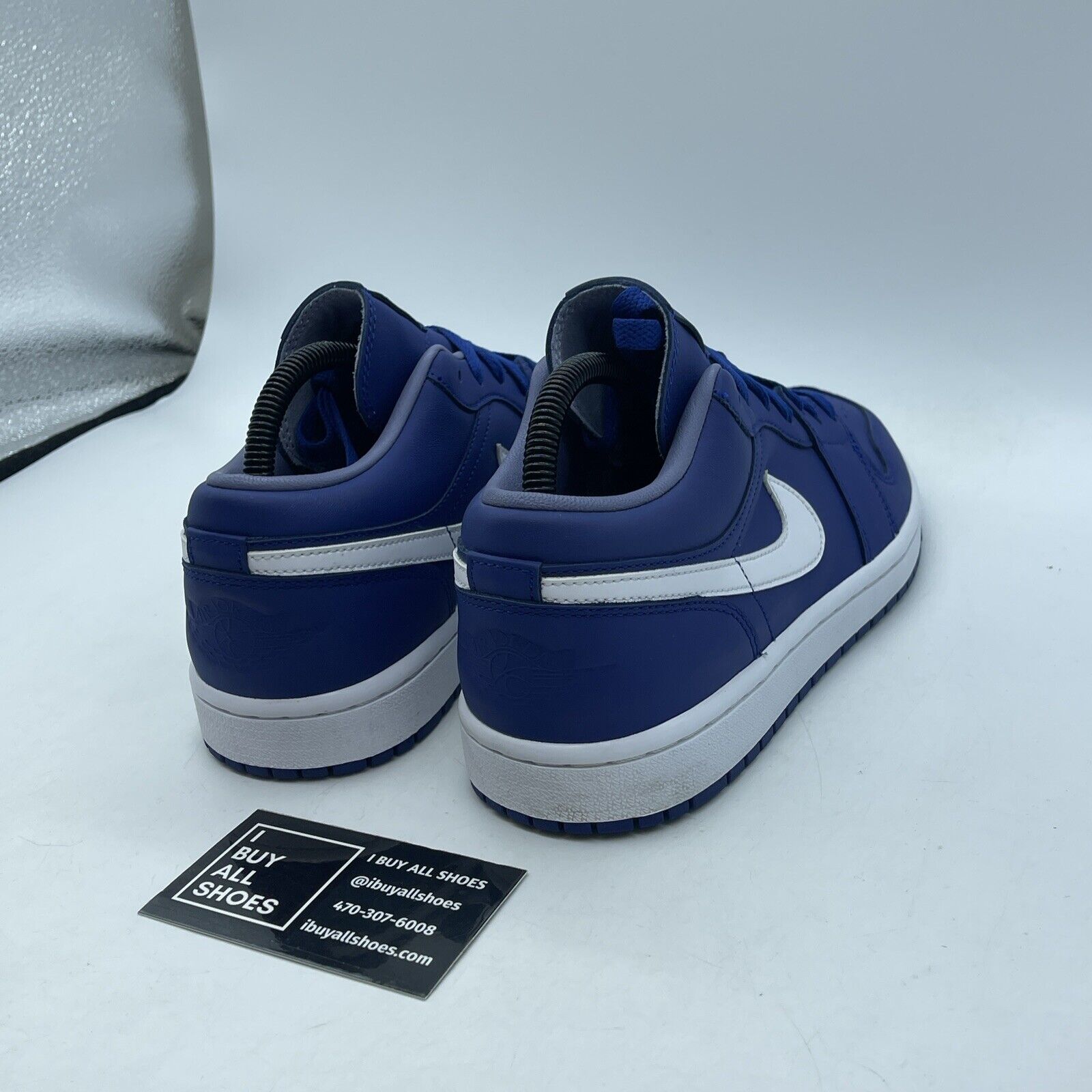 Size 9W - Air Jordan 1 SE Low Deep Royal Blue White Leather (DA8008-401)