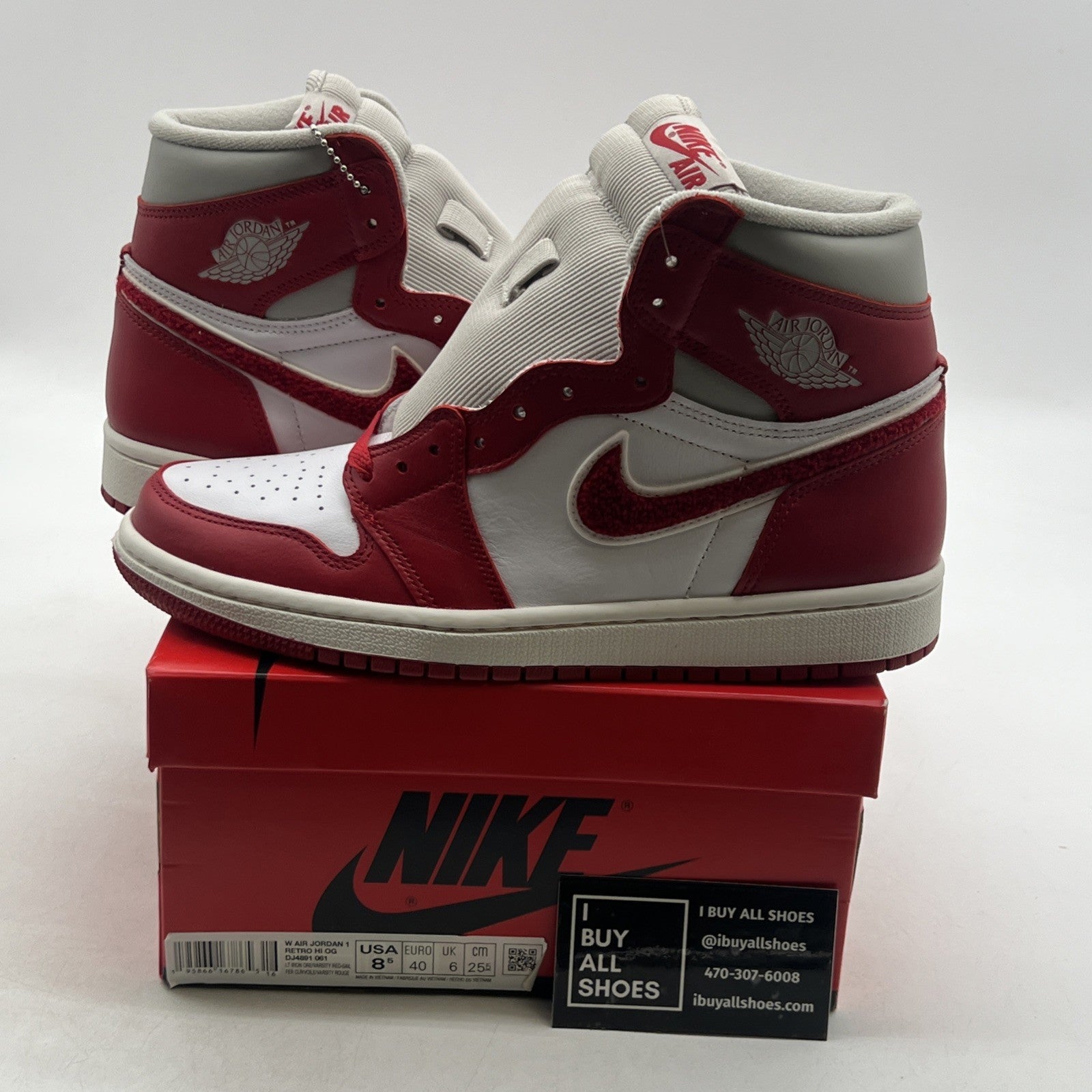 Size 8.5W - Air Jordan 1 OG High Newstalgia Chenille W (DJ4891-061)