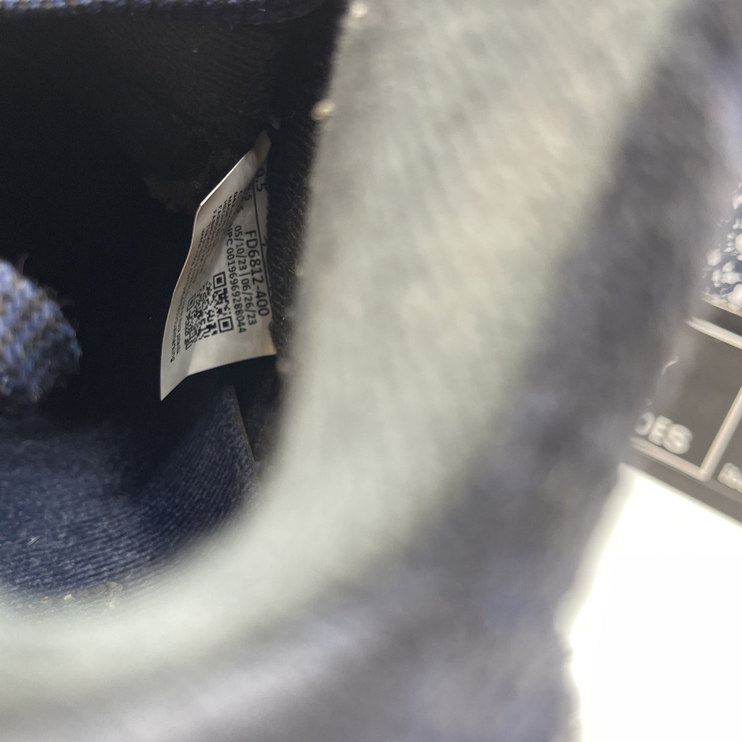 Size 10.5 - Air Jordan 5 Retro SE Midnight Navy Grey Suede (FD6812-400)