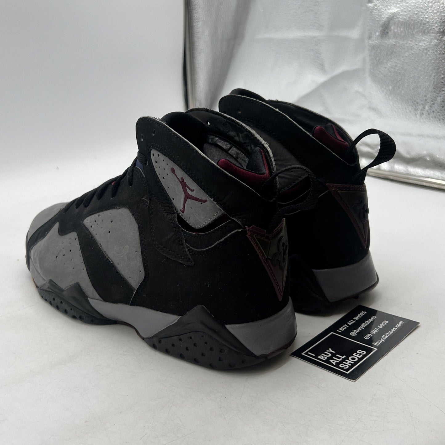Size 10.5 - Air Jordan 7 Retro 2011 Bordeaux (304775-003)