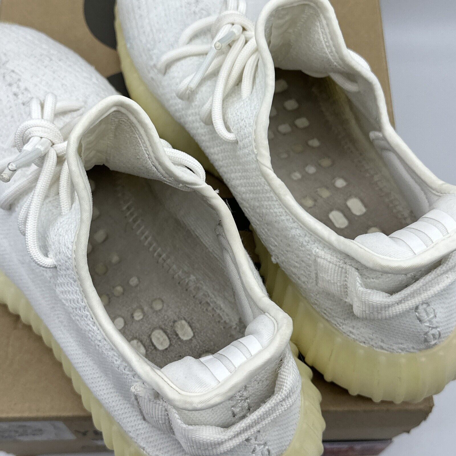 Size 10 - adidas Yeezy Boost 350 V2 Low Cream White / Triple White