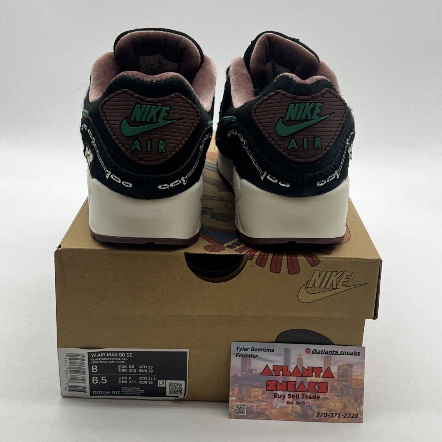 Size 8 - Nike Air Max 90 SE Siempre Familia 2021 (DO2154-010)